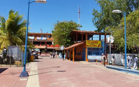 cruise terminal Zihuatanejo (Ixtapa), Mexico