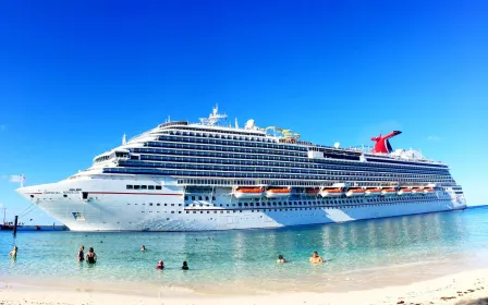 Carnival Breeze cruise ship in Grand Turk