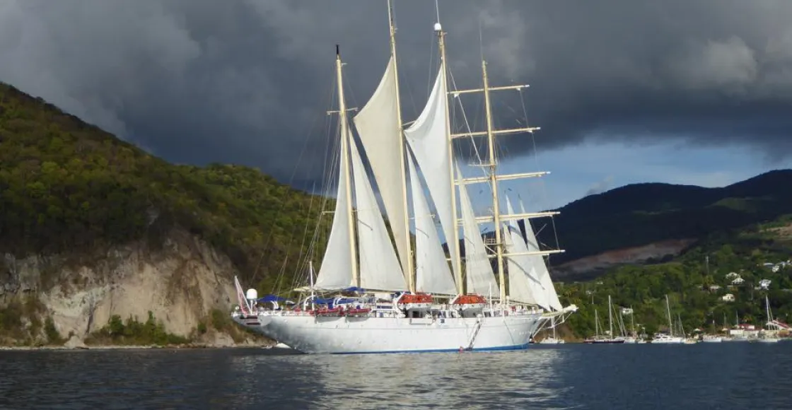 Star Clipper cruise ship sailing to homeport